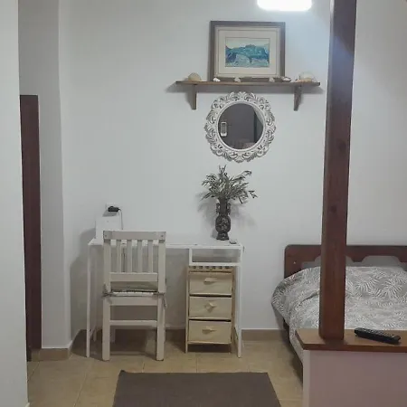 Chorio Traditional 2 דירה *
